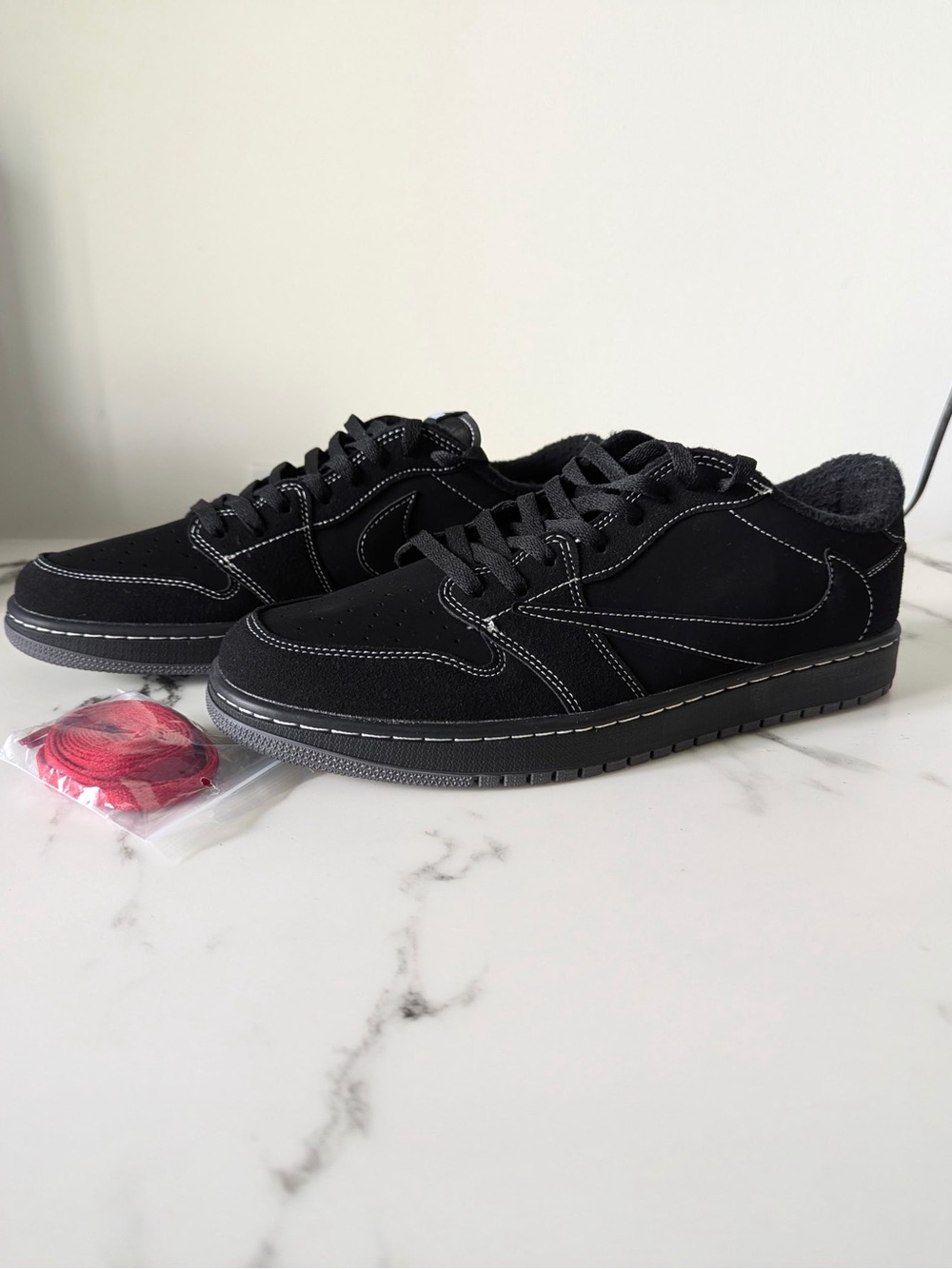 Phantom Men's Black Low-Top Sneakers with Red and black Laces